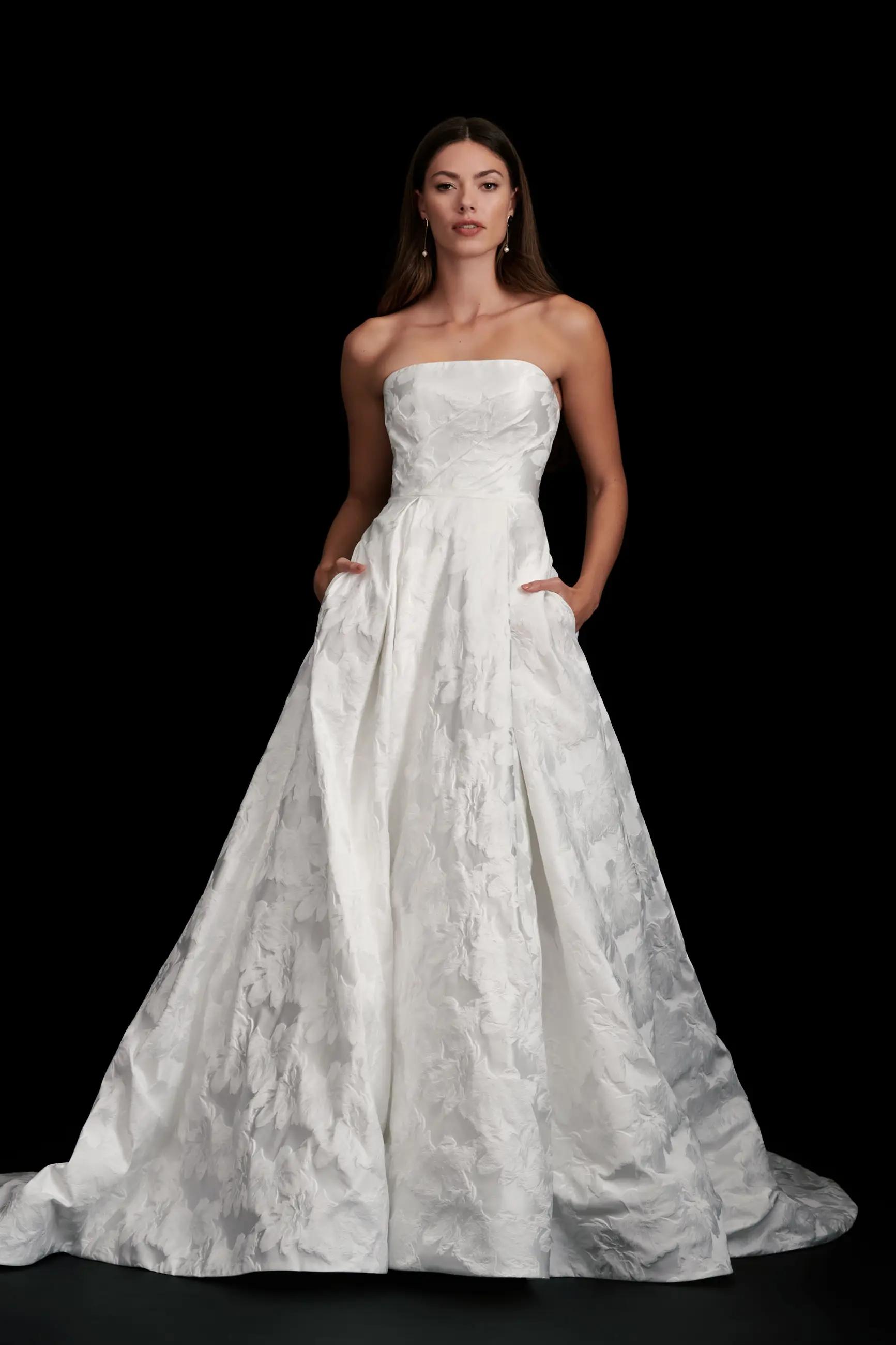 Kelly Faetanini Reign Collection Trunk Show Visiting Gowns Preview. Mobile Image