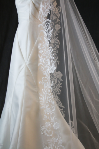 Kelly Faetanini Kelly Faetanini Liliana Cathedral Length Mantilla Veil #1 Ivory thumbnail